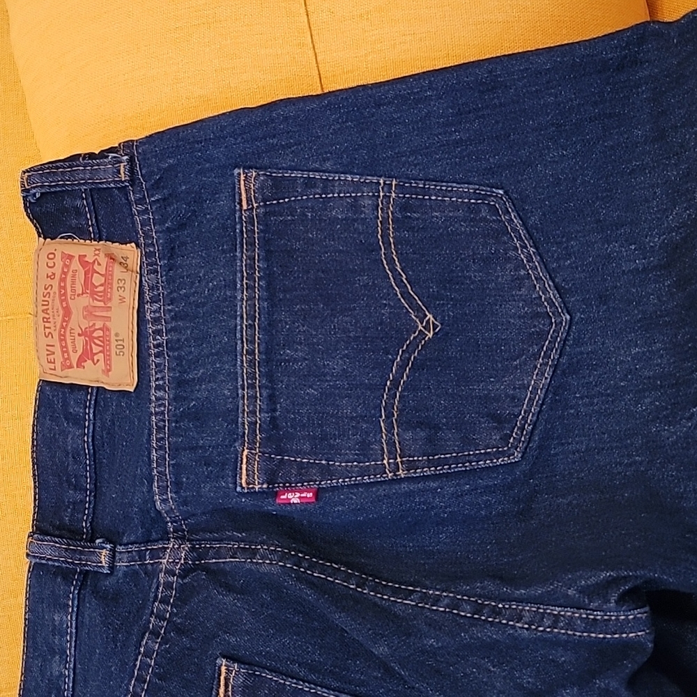 Levi's Men's 501 jeans size 33x34